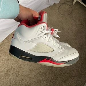 Nike Jordan fire red IV 5 size 9 with box